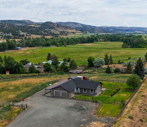 59683 Highway 26, John Day, OR, 97845-5616 | Card Image