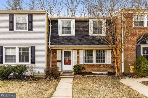 1752 Whitfield Ct, CROFTON, MD, 21114-2319 | Card Image