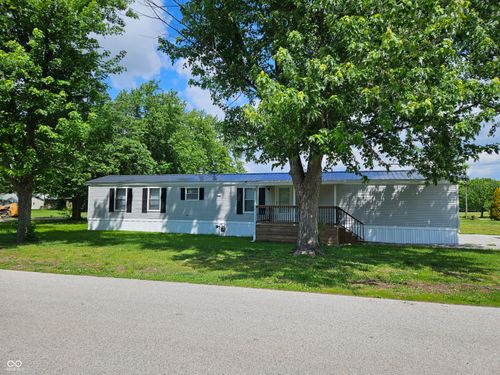 374 Worthington St, Worthington, IN, 47471-1034 | Card Image