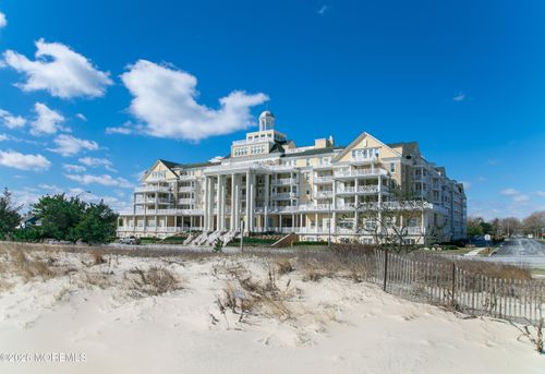 529-700 Ocean Ave, Spring Lake, NJ, 07762-3501 | Card Image