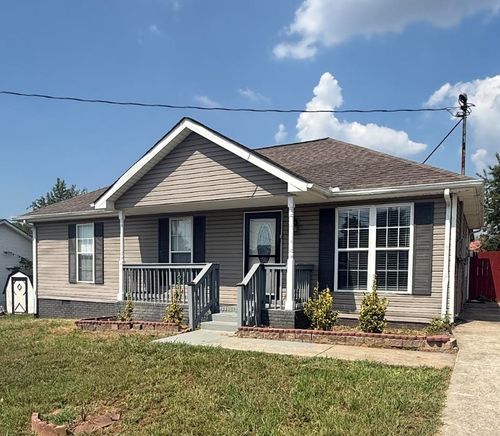 226 Cranklen Cir, Clarksville, TN, 37042-4644 | Card Image