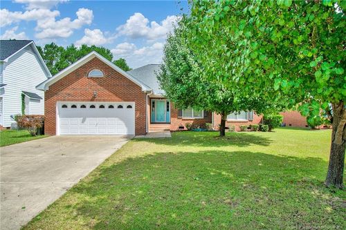 7308 Weathergreen Dr, Fayetteville, NC, 28306-8270 | Card Image
