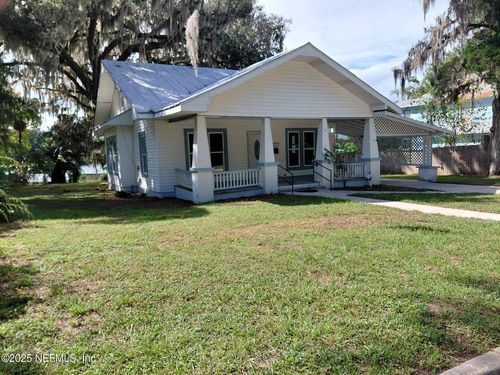 232 S Main St, CRESCENT CITY, FL, 32112-2727 | Card Image