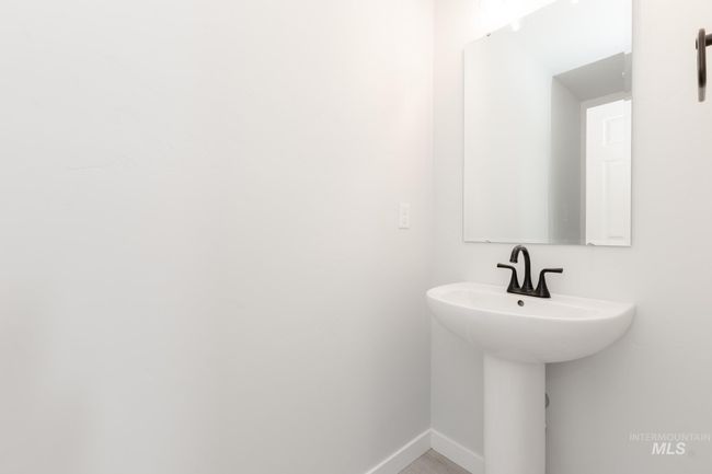 2365 W Opalite Dr, House other with 4 bedrooms, 3 bathrooms and 3 parking in Kuna ID | Image 13