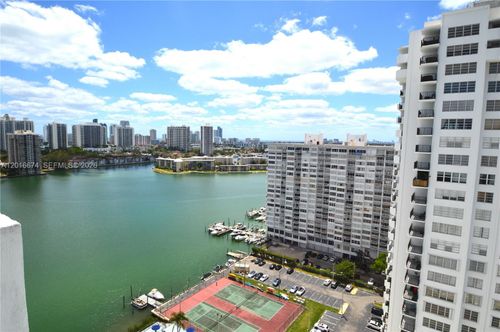 ph04-2780 Ne 183rd St, Aventura, FL, 33160-2157 | Card Image