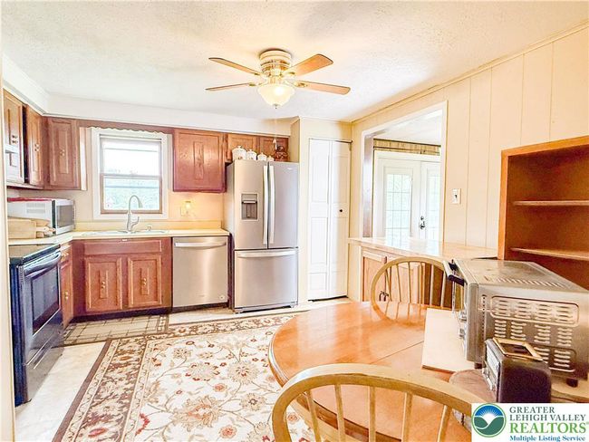 353 Bollinger Rd, House other with 3 bedrooms, 1 bathrooms and null parking in Kunkletown PA | Image 6