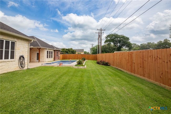 404 Iron Gate, House other with 5 bedrooms, 5 bathrooms and null parking in Victoria TX | Image 39