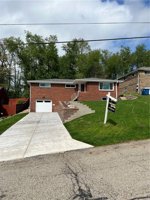 526 Foltz Dr, Verona, PA, 15147-2718 | Card Image