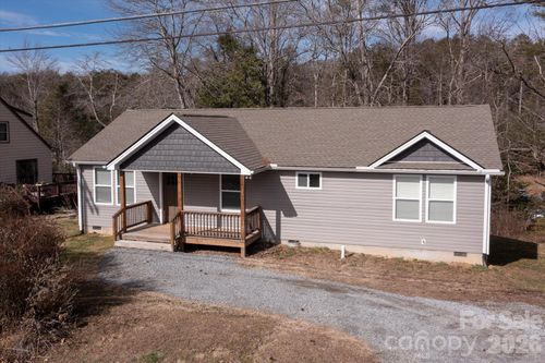127 Hawthorne Dr, Brevard, NC, 28712-3013 | Card Image