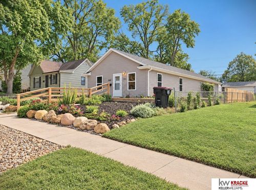 1105 Elk St, Beatrice, NE, 68310-3028 | Card Image