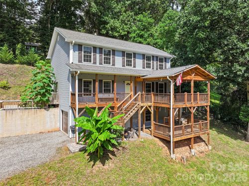 133 Shadow Oak Ln, Clyde, NC, 28721-7058 | Card Image