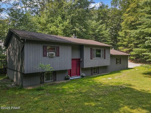 102 Chris Rd, Shohola, PA, 18458-2718 | Card Image