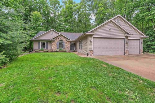 5958 Wood Brook Circle, LITTLE SUAMICO, WI, 54141 | Card Image