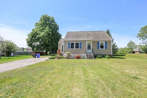 419 Cohas Ave, Manchester, NH, 03109-5414 | Card Image