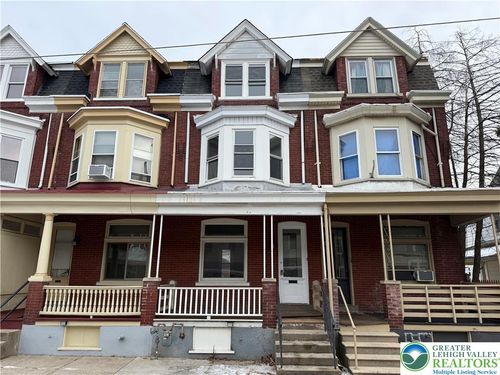 741 N 9th St, Allentown, PA, 18102-1438 | Card Image