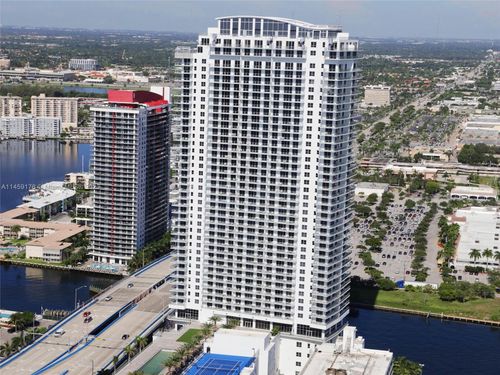 r2206-4010 S Ocean Dr, Hollywood, FL, 33019-3063 | Card Image