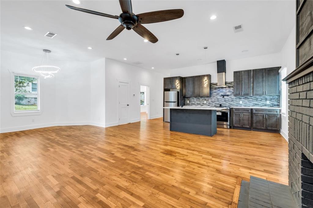 Hemlock Ave, East Point, GA 30344
