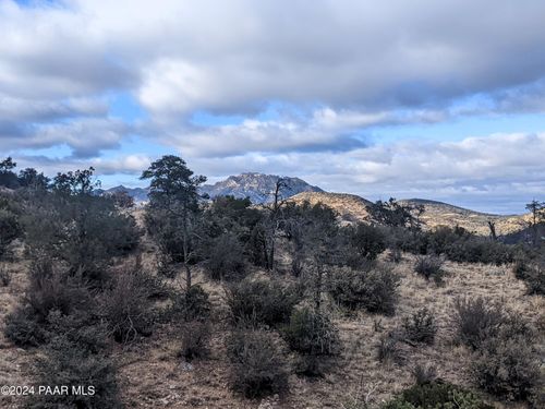 1464 Sierry Springs Dr, Prescott, AZ, 86305-5124 | Card Image