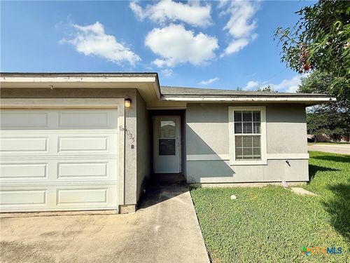 b-1035 Helen Dr, New Braunfels, TX, 78130-3492 | Card Image
