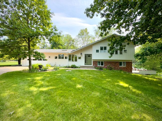 2277 W Huron River Dr, House other with 3 bedrooms, 2 bathrooms and null parking in Ann Arbor MI | Image 79