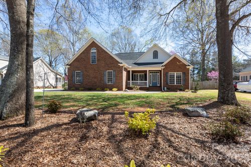 1525 Garrett Landen Dr, Clover, SC, 29710-8843 | Card Image