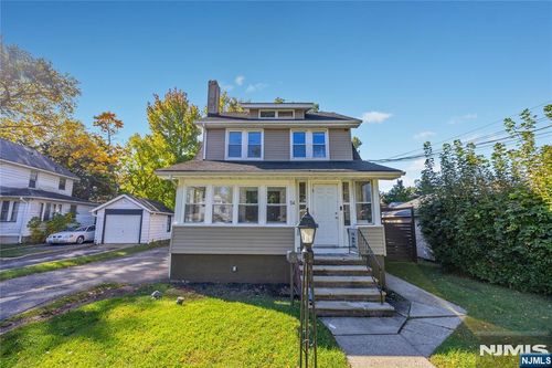 54 Bogert St, Teaneck, NJ, 07666-4905 | Card Image