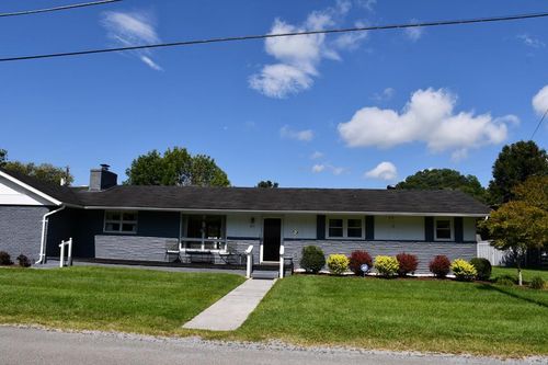 305 Birch Ln, Cedar Bluff, VA, 24609 | Card Image
