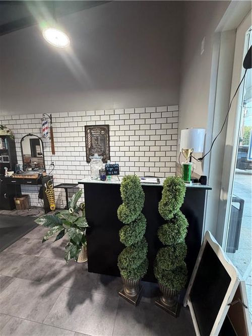 9338 Highway 165 S, Woodworth, LA, 71485-9790 | Card Image