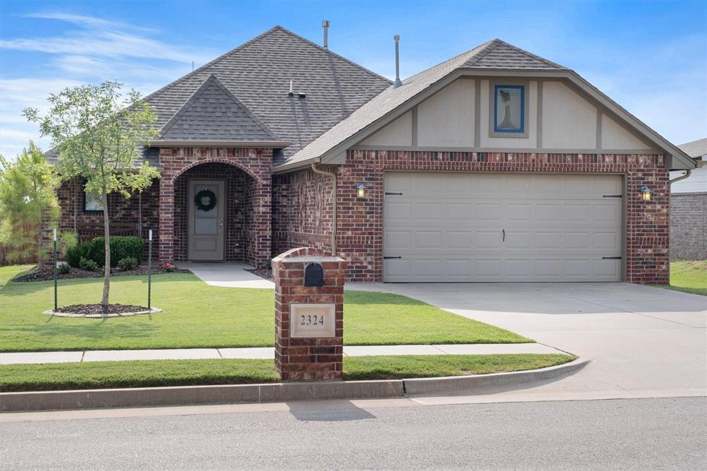 Santa Monica St, Edmond, OK 73034