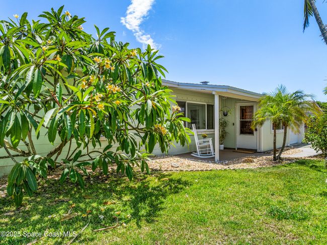 251 Avenida De La Vis, House other with 3 bedrooms, 1 bathrooms and null parking in Indialantic FL | Image 45