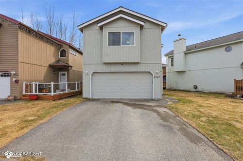 8747 Brookridge Dr, Anchorage, AK, 99504-4278 | Card Image
