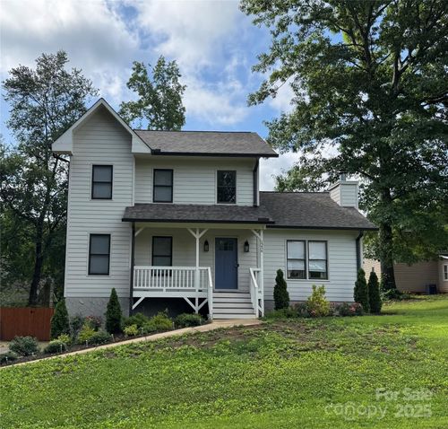 1256 Canseco Ln, Hickory, NC, 28602-9711 | Card Image