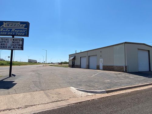 3006 W Houston Harte Expy, San Angelo, TX, 76901-2800 | Card Image