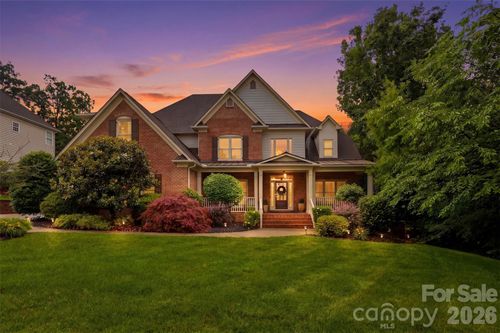 4077 French Fields Ln, Harrisburg, NC, 28075-9671 | Card Image