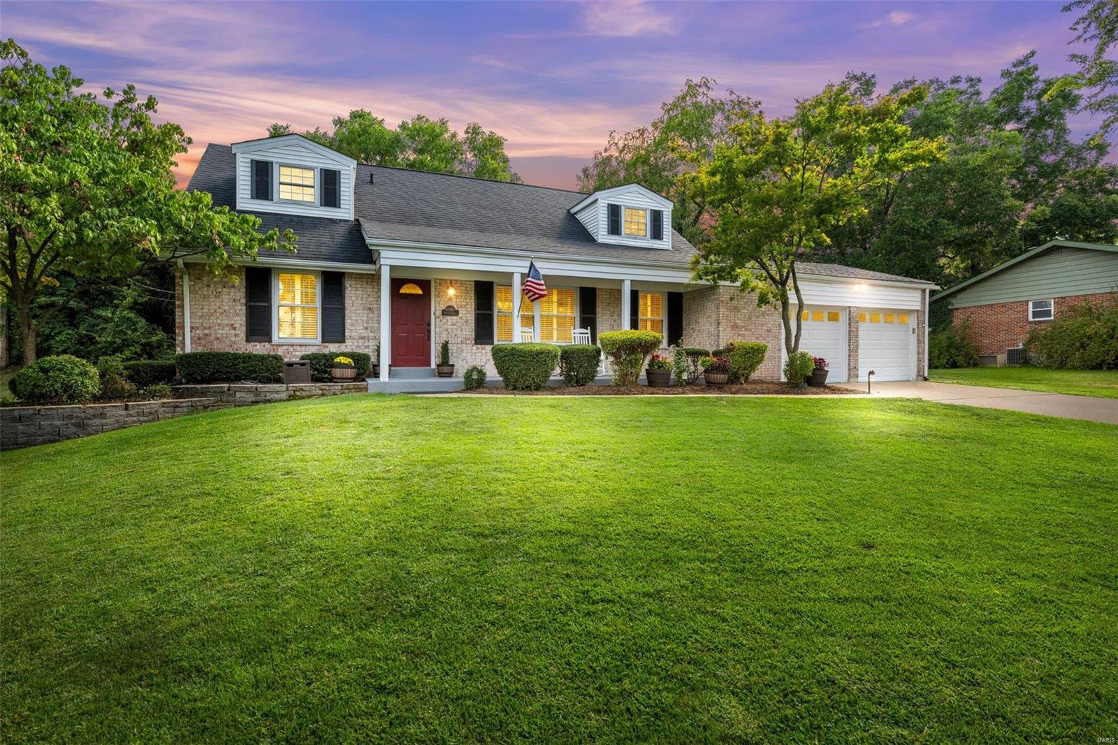 Badgley Dr, Saint Louis, MO 63126