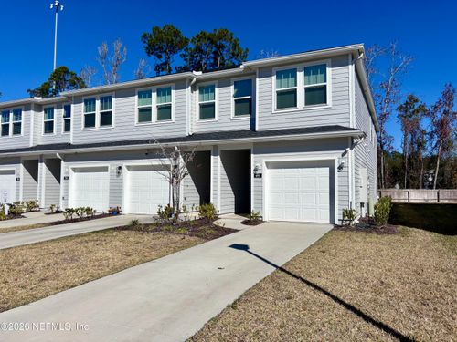 694 Holly Lakes Dr, Orange Park, FL, 32073-6800 | Card Image