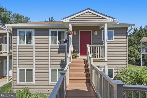 103d-10255 White Pelican Way, NEW MARKET, MD, 21774-2910 | Card Image