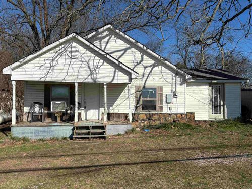 591 Main St, Pleasant Plains, AR, 72568-9798 | Card Image