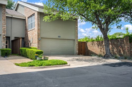 6702 E Northwest Hwy, Dallas, TX, 75231-8142 | Card Image