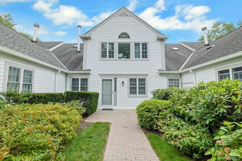 28b-100 Brook Hills Cir, White Plains, NY, 10605-5005 | Card Image