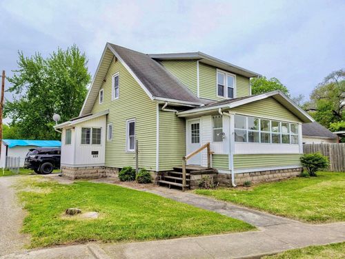 320 W Main St, Crestline, OH, 44827-1433 | Card Image