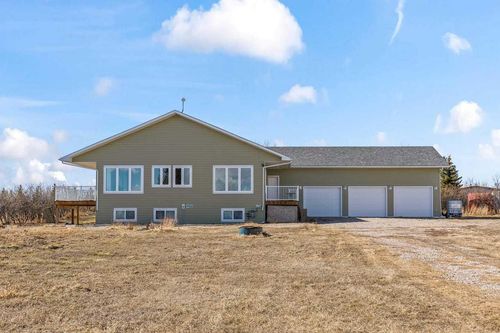 272017 Range Road 282, Rural Rocky View County, AB, T0M0E0 | Card Image