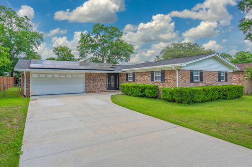 1018 Valparaiso Blvd, Niceville, FL, 32578-3500 | Card Image