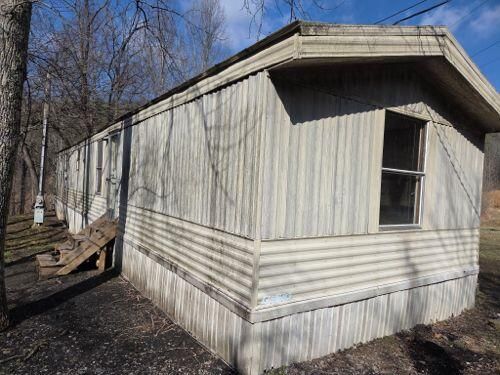 700 Coates Branch Road, Hazard, KY, 41701 | Card Image