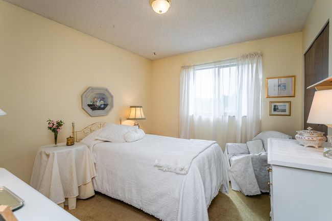 14971 76 A Avenue, House other with 3 bedrooms, 2 bathrooms and 6 parking in Surrey BC | Image 31
