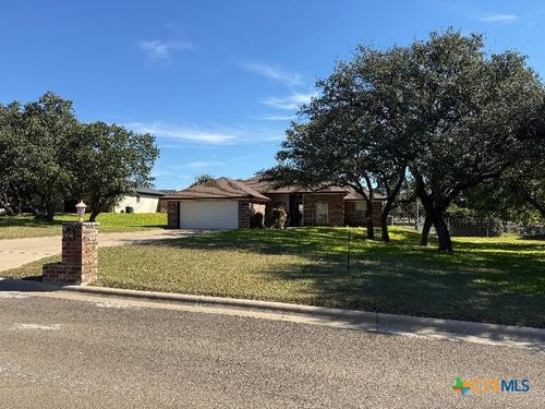 1915 Yellowstone Dr, Lampasas, TX, 76550-3491 | Card Image
