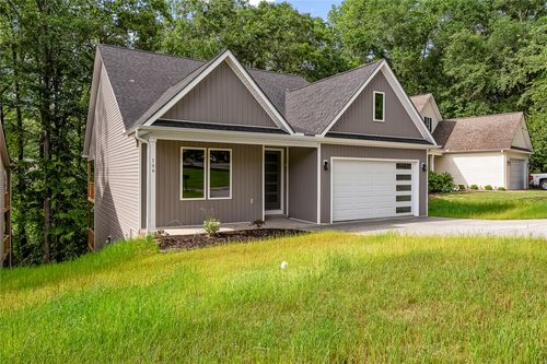 156 Grand Oak Cir, Pendleton, SC, 29670-1647 | Card Image