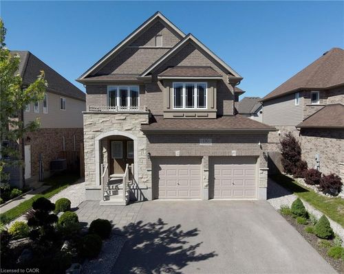 130 Coopershawk St, Kitchener, ON, N2K4J3 | Card Image