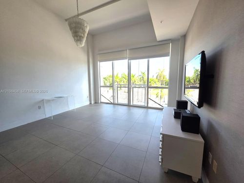 337-244 Biscayne Blvd, Miami, FL, 33132-2325 | Card Image