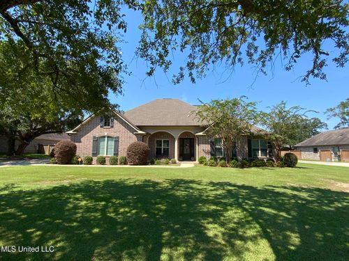 7869 Magnolia Loop, Pass Christian, MS, 39571-6401 | Card Image